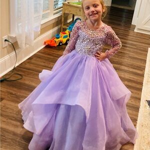 Elegant Handkerchief Lavender Girls Formal Dress